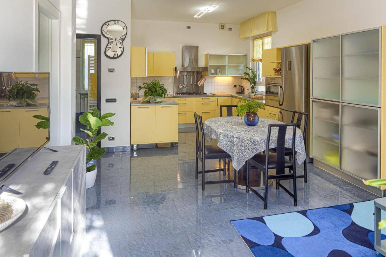 Villa La Rodina Ντιάνο Μαρίνα Εξωτερικό φωτογραφία